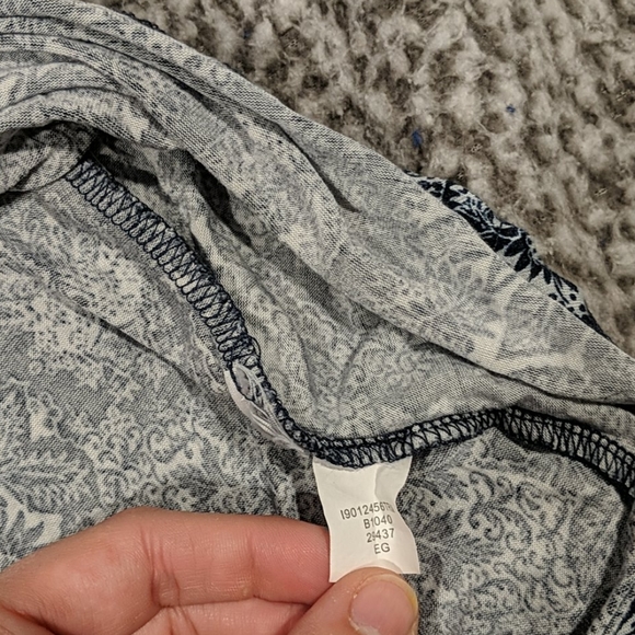 Maurices Navy Blue Patterned Tank Top Small - Picture 8 of 11